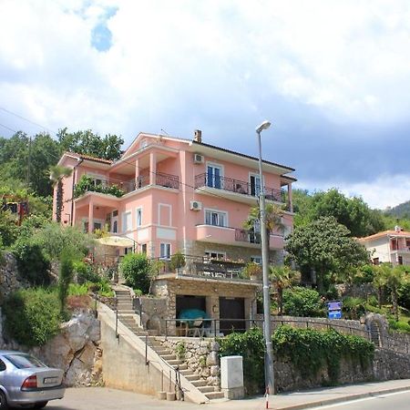 Apartments And Rooms By The Sea Medveja, Opatija - 2305 Lovran Dış mekan fotoğraf