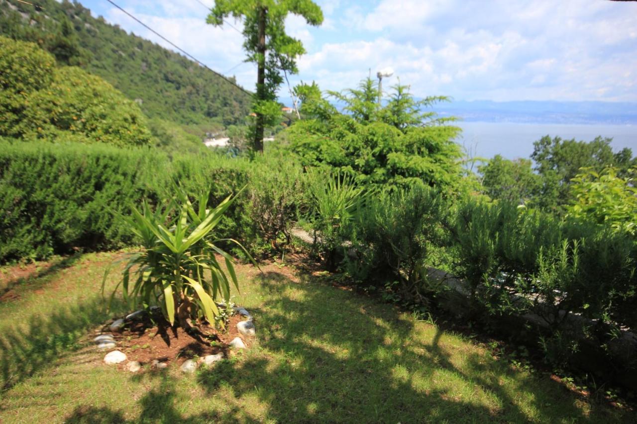 Apartments And Rooms By The Sea Medveja, Opatija - 2305 Lovran Dış mekan fotoğraf